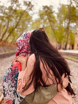 تو؛ و دیگر هیچ.