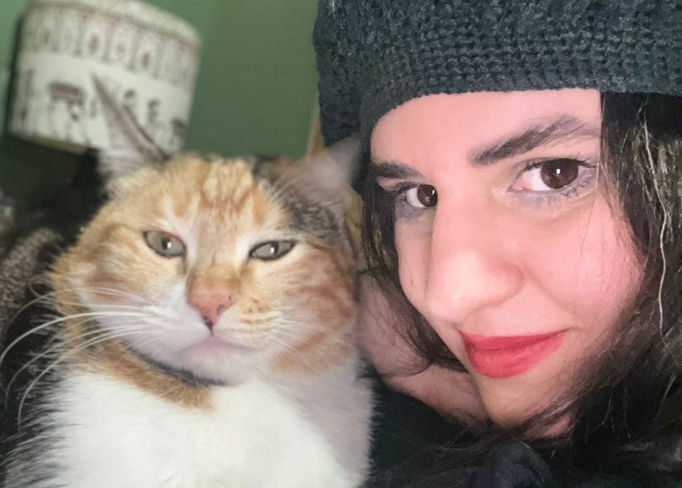 آتنا و اطلس خانوم که از همه ما و شما بیشتر دوستش داره