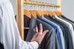 7 نکته برای نگه‌داری کت و شلوار مردانه