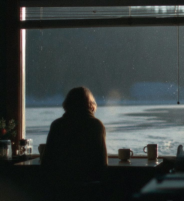 "دنیای وارونه اینو خوب میدونه، منِ دیوونه تورو دوست دارم"