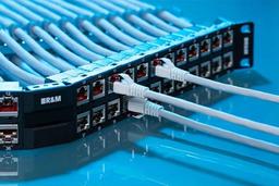 پچ پنل چیست و چه کاربردی دارد؟