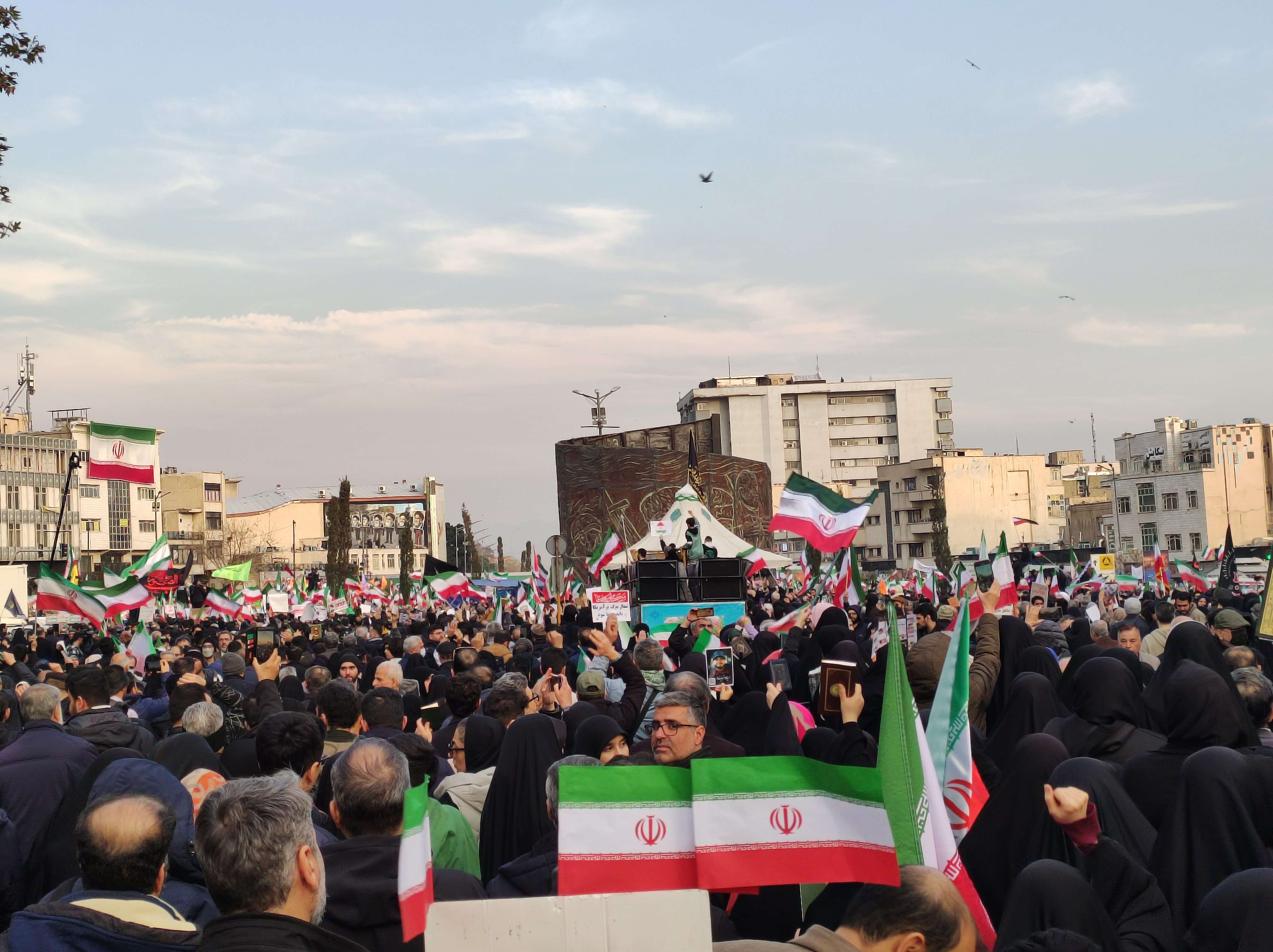 آنچه نادیدنی است آن بینی