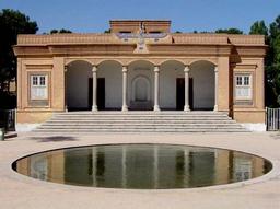 معبد بدون موبد