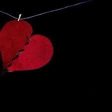 پیراهن ابریشمی اما نخ نما به نام عشق?