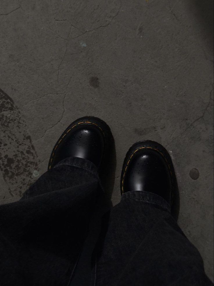 خواب‌گرد ها موجودات عجیبی نیستند،بلکه کسانی هستند که در بیداری فرصت ابراز خود را نمیابند!