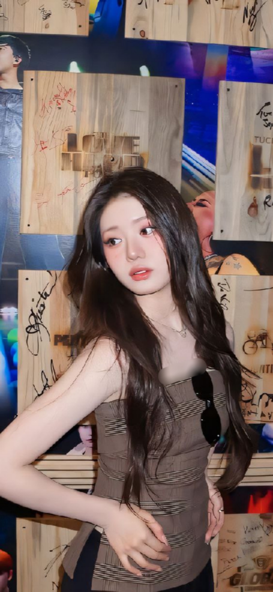 Rora بیبی مانستر