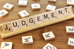 قضاوت کردن از نظر من