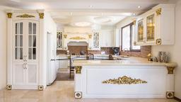 چقدر با کابینت های سلطنتی آشنا هستید؟