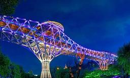 پل طبیعت بزرگترین پل غیرخودرویی خاورمیانه