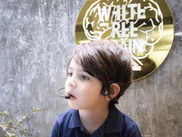 چیکار کنم بچه من ریاضی رو زود یاد بگیره و املا رو 20 بشه ؟