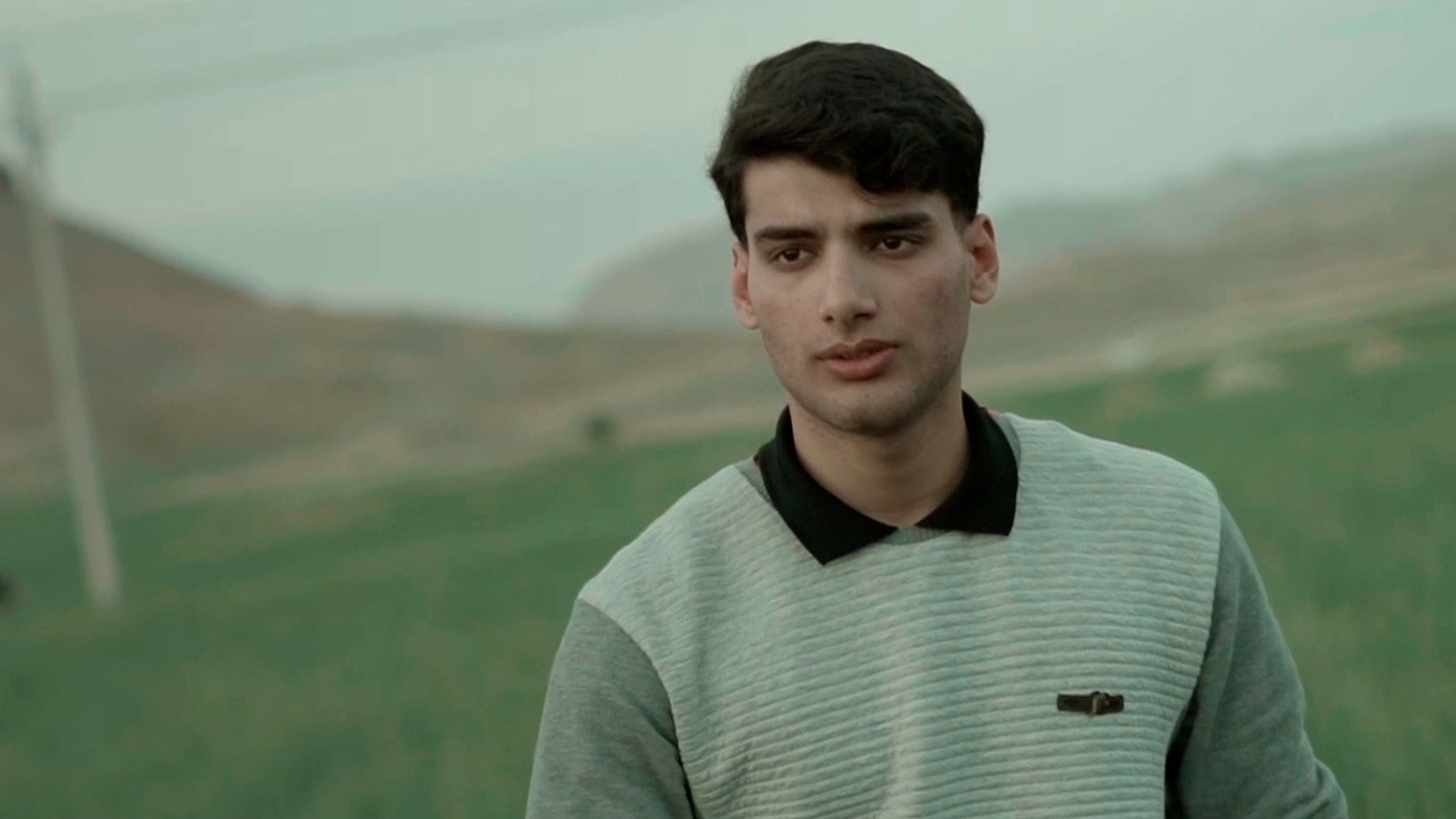 فیلم تنها در مزرعه