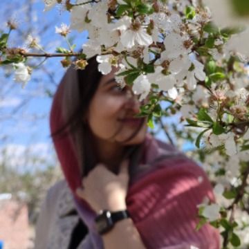 سیما دهقانپور