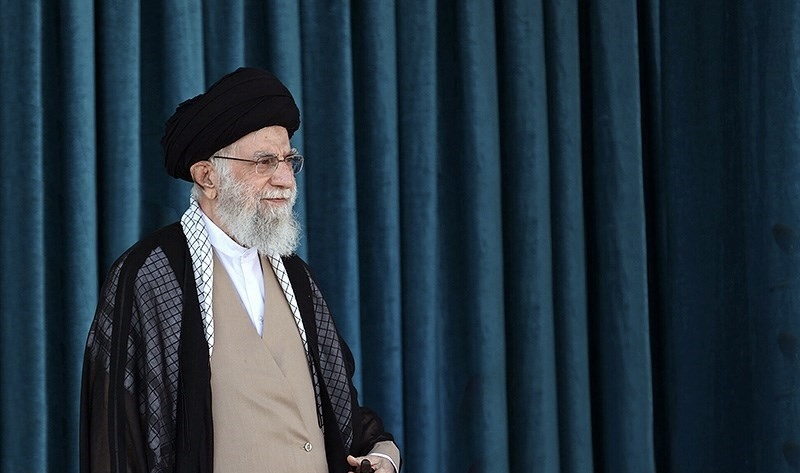 نامه‌ای به علی خامنه‌ای: چرا به این روز افتادیم؟