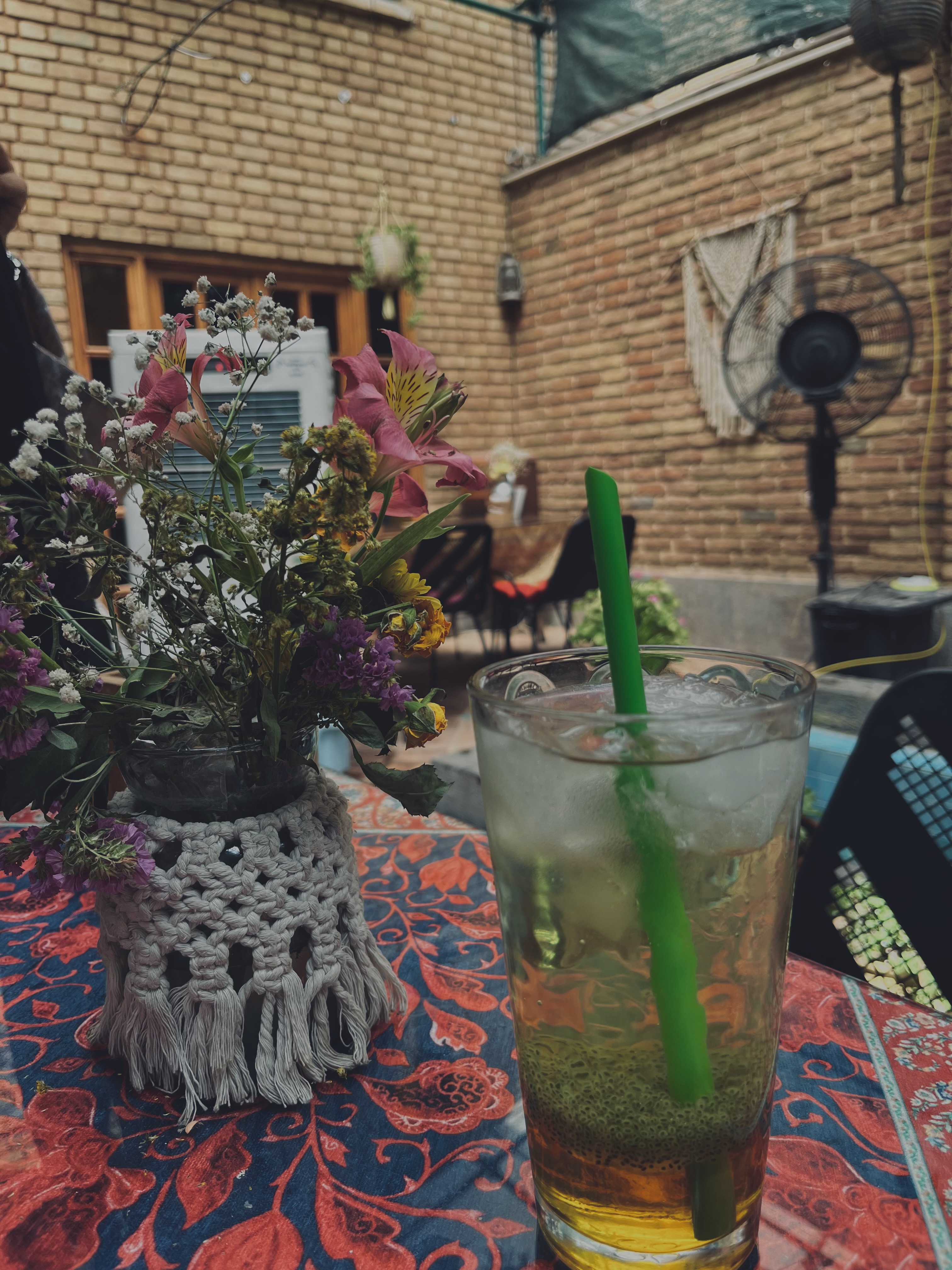 بعد از زندانی که بعد جنگ برای خودم درست کرده بودم-من و الهه