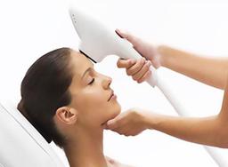 دلیل برگشت مو‌های زائد پس از لیزر چیست؟