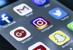 همه چیز در مورد شبکه های اجتماعی