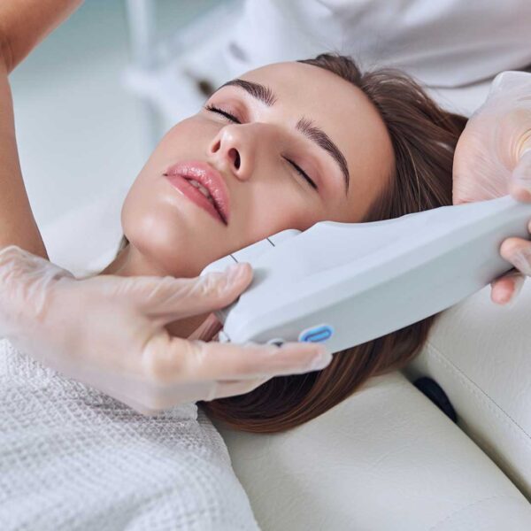 بهترین کلینیک هایفوتراپی کرمان