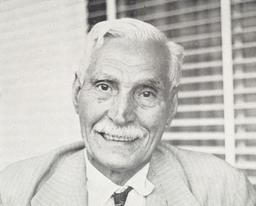 پیشگامان آموزش و پرورش در ایران/ جبار باغچه بان