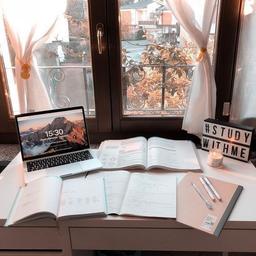 با #STUDY_WITH_ME روی درس و کارِت، زوم کن!