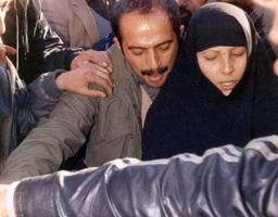 تنها گریه کن