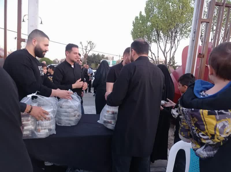 توزیع نذری هیئت طریق الشهدا اجتماع بزرگ علوی