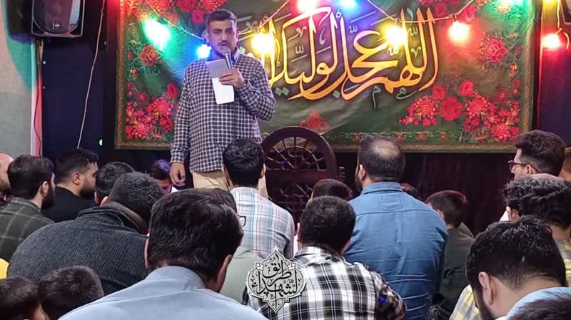 عکس مدح امام زمان توسط جوانان هیئت طریق الشهدا ری