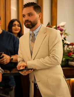 جشن سالگرد دکتر امین همدانی با حضور سیاوش خیرابی و پزشکان زیبایی