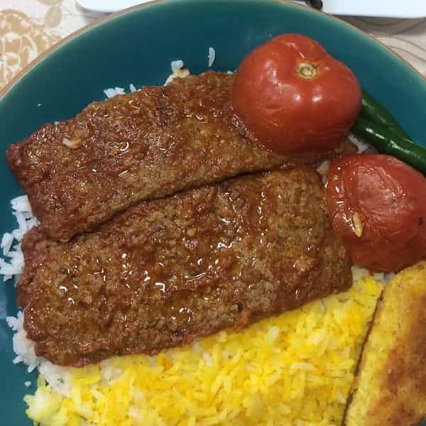 کباب تابه ای با برنج و گوجه و سیب زمینی