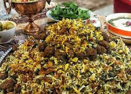 طرز تهیه کلم پلو شیرازی با سبزی خشک