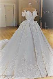 راهنمای انتخاب لباس زنانه