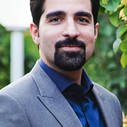 محمد رضا آذین