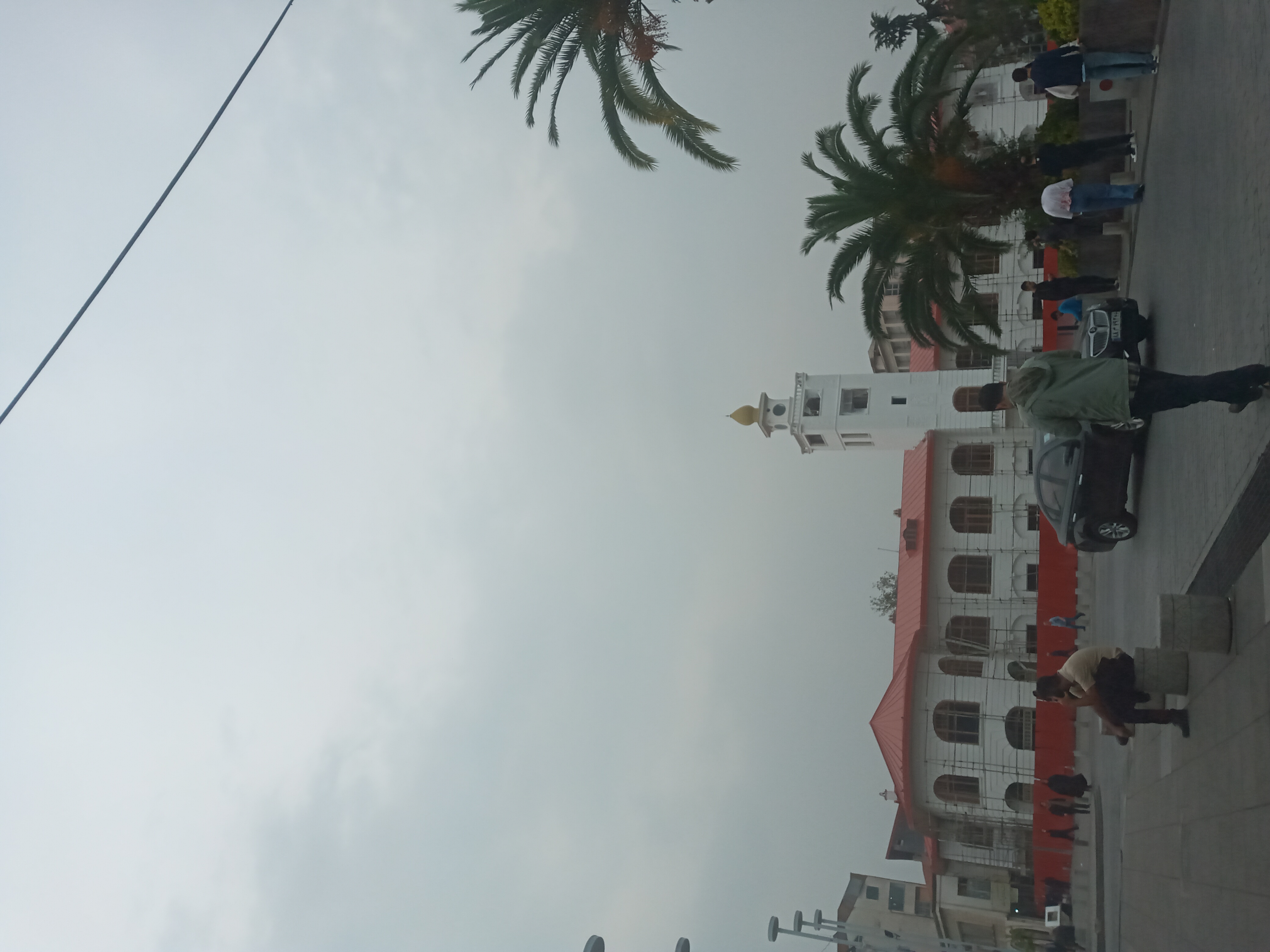 شهرداری رشت که تهرانیمهرانیا واسه کلاس گذاشتن میان اینجا و دهنمهن ما رو صاف کردن