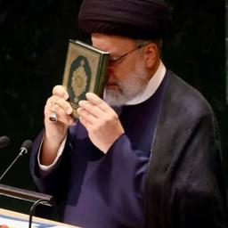 دلم تنگ میشود تا ابد.