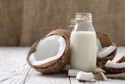 طرز تهیه شیر نارگیل با پودر نارگیل