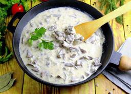 طرز تهیه سس قارچ و پنیر