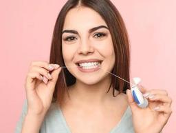 ضرورت استفاده از نخ دندان