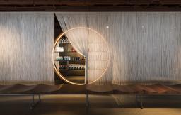 به سوی معماری منعطف و سازگار با محیط با استفاده از پرده ها، عامل های تقسیم کنندۀ فضا!