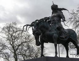 فلانت را برده اند و خورده اند