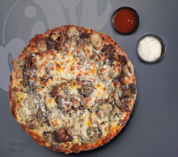 کسی که عاشق پتزا نیلز دوعه😁