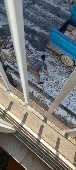 خدایا، خسته نمی‌شوی از قیافه تکراریَش