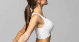 سینه های سفت و خوش فرم داشته باش!