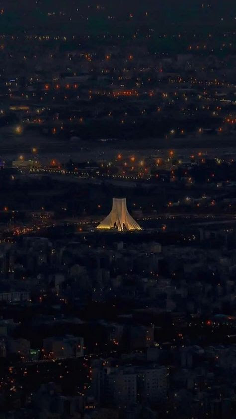 شعله هایی در دل شب های تاریک