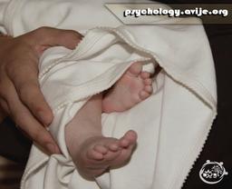 سنت ها و رسومات تولد نوزاد در سراسر جهان