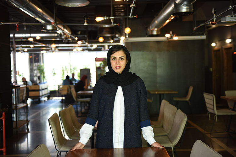 اسما کروبی