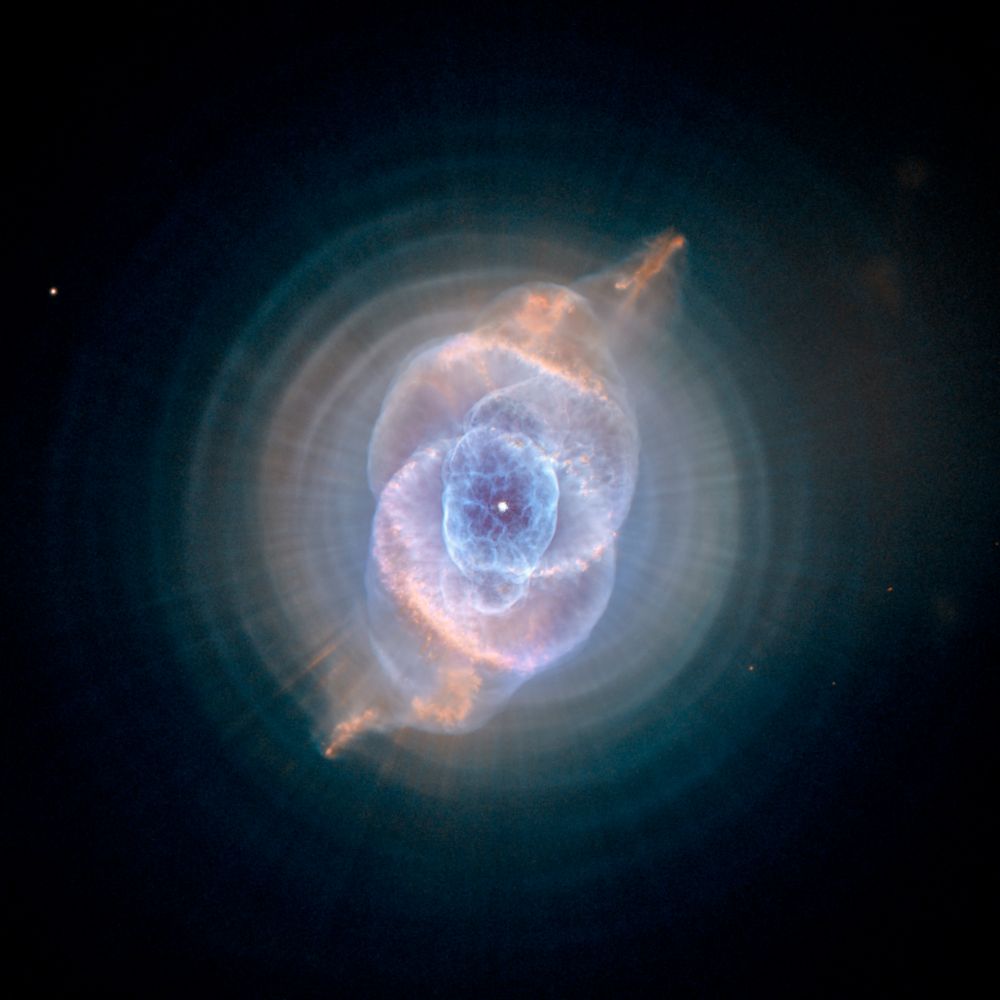 CAT EYE NEBULA سحابی چشم گرب