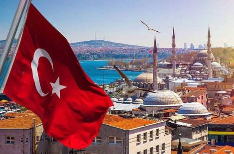 این داستان، نه فقط برای ترکیه، که برای ایران ما نیز پیامی دارد. سرزمین ما با تنوع قومی، فرهنگی و سیاسی خود، میتواند از این تجربه برای آشتی با اپوزیسیون داخلی و خارجی بهره ببرد.