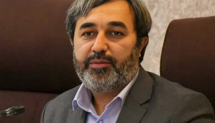 روابط عمومی دانشگاه تبریز، جایگاهی است که باید صدای دانشجویان را منعکس کند و پلی میان دانشگاه و جامعه باشد. اما آیا طاهری خسروشاهی، با مسئولیت سنگین بنیاد ایرانشناسی، توان و زمان کافی برای این نقش خطیر را دارد؟