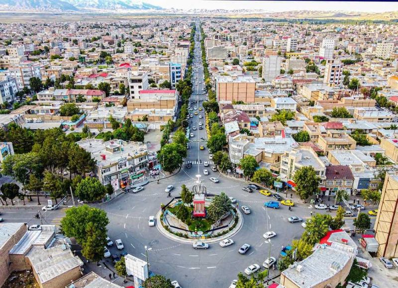 سلماس را باید نوشت، چون تاکنون دیگران ننوشتند. مکث، کمتر نوشتند.