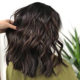 مراقبت از مو؛ چطور از شر موهای چرب خلاص شویم؟!