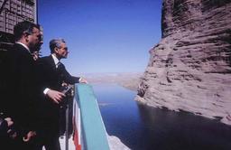 بحران ابربحران‌ها:‌ ۲> توسعه ناپایدار با محوریت پیش‌بینی سرانجام وضع موجود